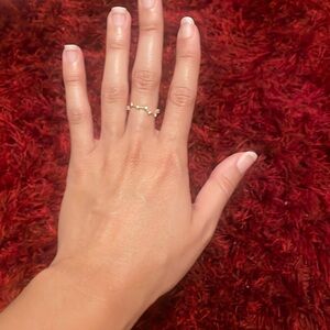 A consolation ring, it’s super gorgeous can be worn alone or with a pairing ring